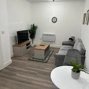 Apartment Flat In Town Centre, Luton (Bedfordshire)